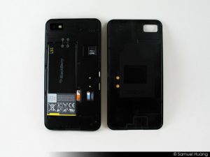 BlackBerry Z10 Review Part 1 - Hardware Impressions - BB Z10 - Battery Cover Off
