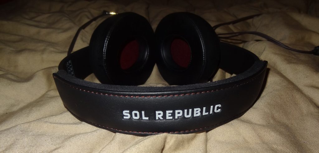 Sol Republic MASTER TRACKS XC Studio Headphones Tuned by Calvin Harris Review 