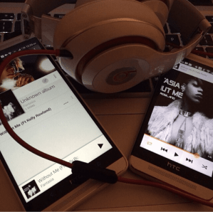 htc-one-max-htc-one-and-nee-beats-studio.png