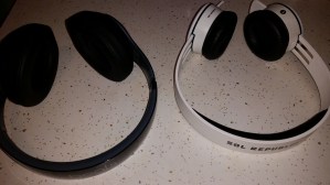 Beats Studio Wireless Vs. SOL REPUBLIC Tracks AIR (1)