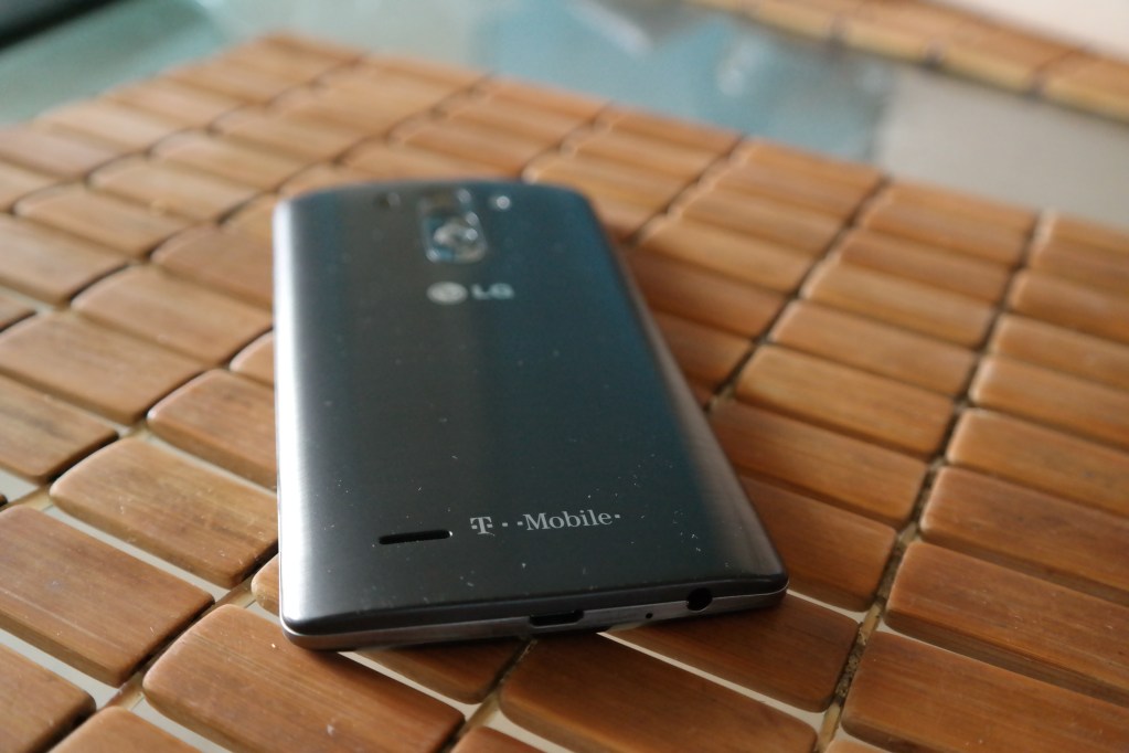 LG G3 Back Angle