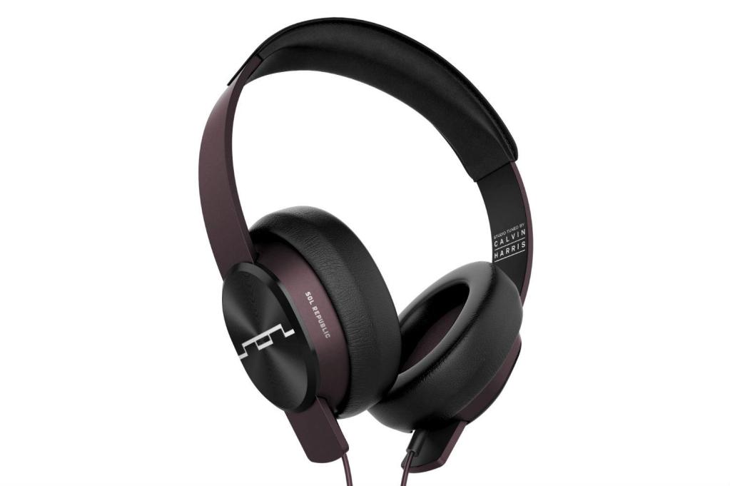 Top Headphones Holiday Gift Guide (3)
