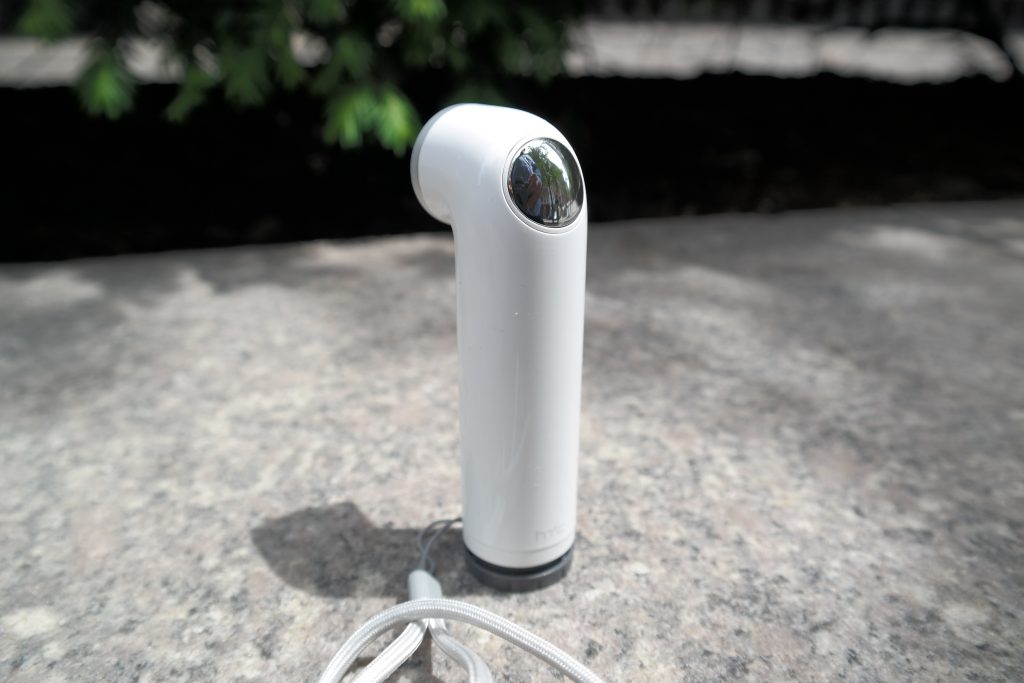 HTC-Re-Camera 6
