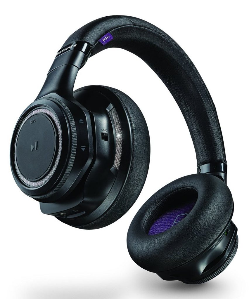 Plantronics-BackBeat-PRO-Bluetooth-Headphones-Angled-Analie-Cruz - top gadgets gifts holiday