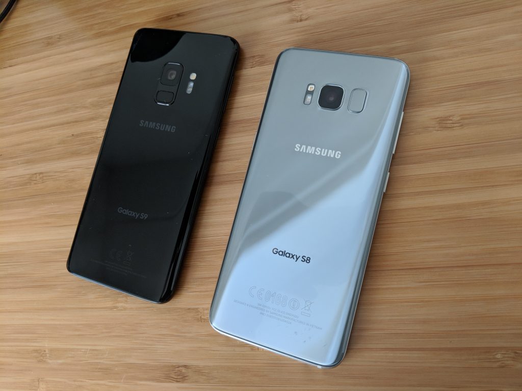 Samsung Galaxy S8 vs Samsung Galaxy S9 Back