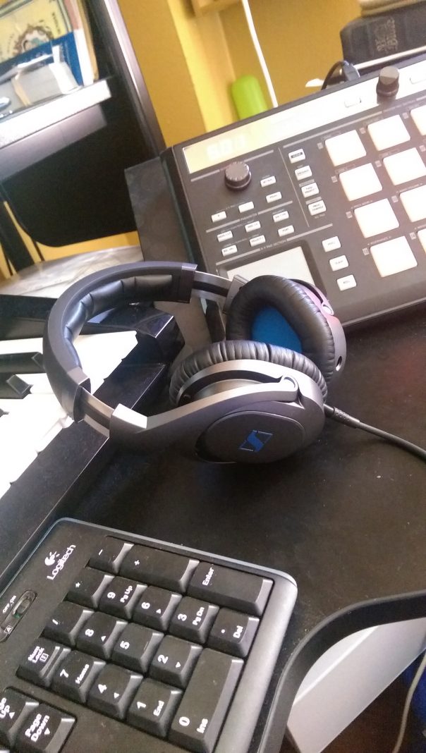 Sennheiser HD6 MIX Headphones - Side View