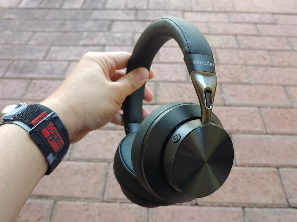 Mixcder E10
