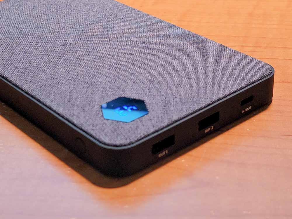 Einova 63W Ultra Fast Power Bank